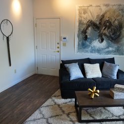 Parkway Terraces Apartments