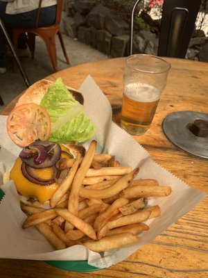 New Park Tavern by null