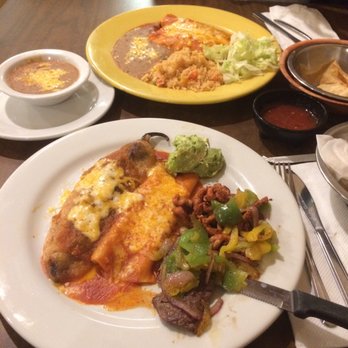 Mosaic Cafe Dos - Alfonso's Plato and enchiladas - Mexican Near Me - Tucson, Arizona