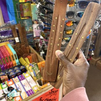 Daystar Boutique - Incense holder that I bought ($3 or $4 each). I bought just one -- on Saturday, 25 October 2025 - Jewelry Near Me - Lakewood, Ohio