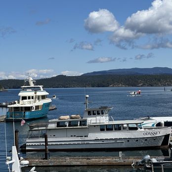 Downriggers - The views! - IG @bougiefoodieboi - American Near Me - Friday Harbor, Washington Downriggers - The views! - IG @bougiefoodieboi - American Near Me - Friday Harbor, Washington