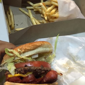 Carney's Restaurant - Burger dog - Burgers Near Me - Los Angeles, California