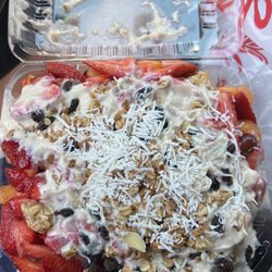 Bionicos Y Jugos La Primavera - The Bionico was LOADED with nothing but goodness. The BEST one I have ever had anywhere!