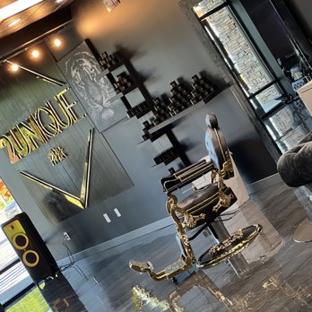 2Unique Barbershop - Barbers Near Me - Covington, Washington