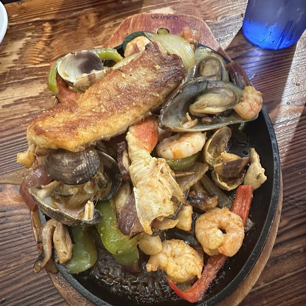 Mariscos Puerto Nuevo - "Mariscada" - Mexican Near Me - Seaside, California Mariscos Puerto Nuevo - "Mariscada" - Mexican Near Me - Seaside, California