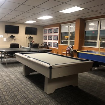Wright-Patterson USO - a billiards table in a billiards room - Lounges Near Me - Wright-Patterson Air Force Base, Ohio Wright-Patterson USO - a billiards table in a billiards room - Lounges Near Me - Wright-Patterson Air Force Base, Ohio