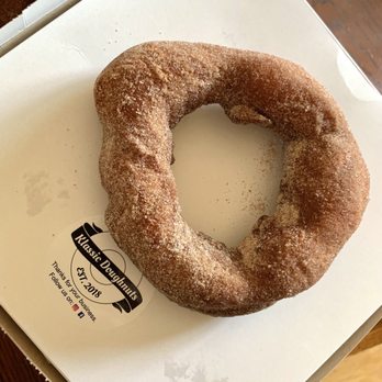 Klassic Doughnuts - Cinnamon sugar on box for size - Food Trucks Near Me Klassic Doughnuts - Cinnamon sugar on box for size - Food Trucks Near Me