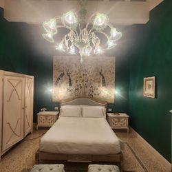 Villa Cordevigo Wine Relais - Gorgeous full suite. I was spolied !