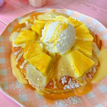 Cafe Morey's - Lilikoi Cream & Pineapple Pancake - American Near Me - Honolulu, Hawaii Cafe Morey's - Lilikoi Cream & Pineapple Pancake - American Near Me - Honolulu, Hawaii
