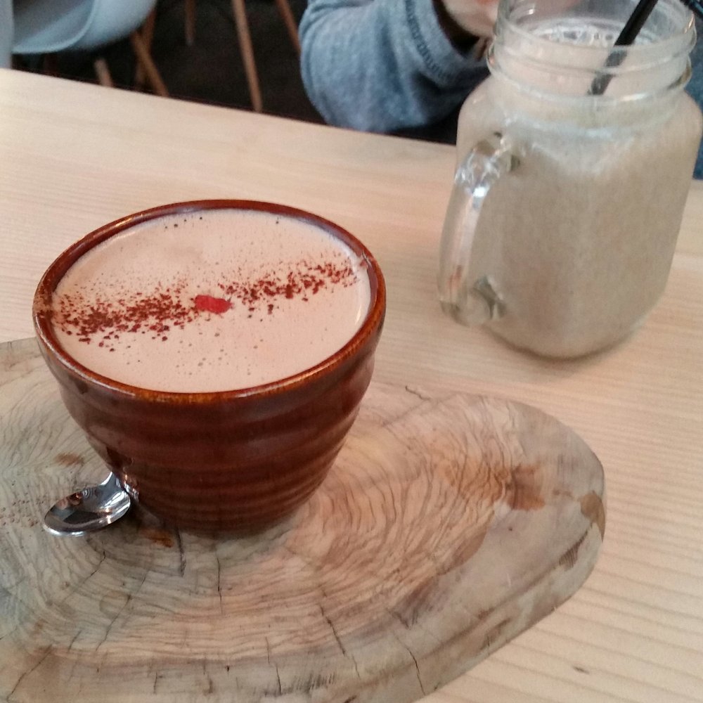 ETHOS - Smoothie and Cacao Maca Latte - Gyms Near Me - London, XGL