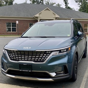 South Shore Kia - 2023 Kia Carnival SX model - Car Dealers Near Me - Copiague, New York