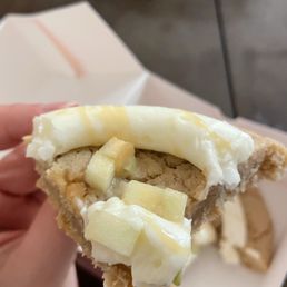 Caramel apple Caramel apple