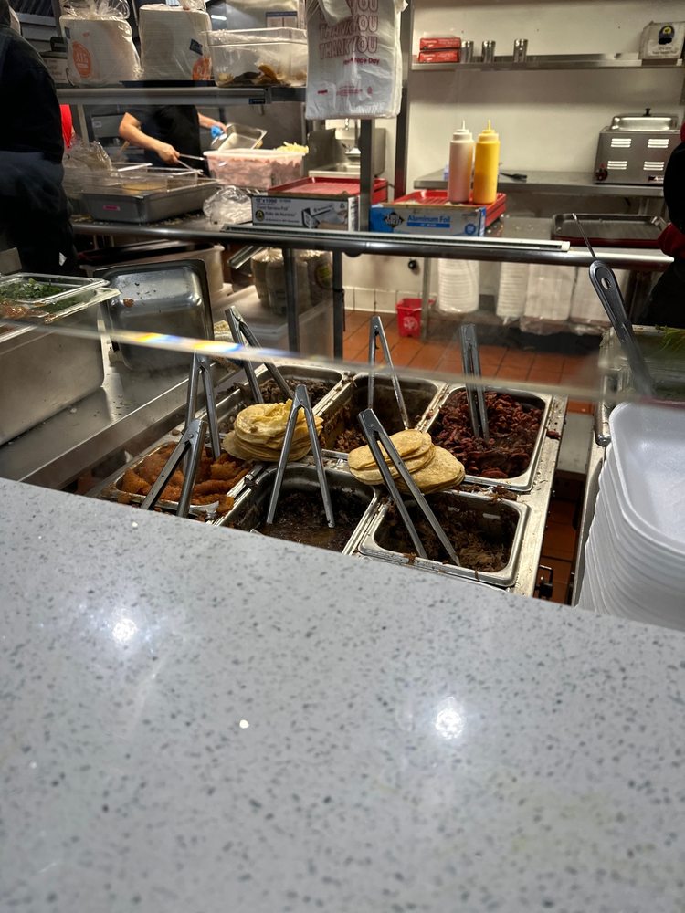 Frida’s Taqueria, Oceanside Roadtrippers