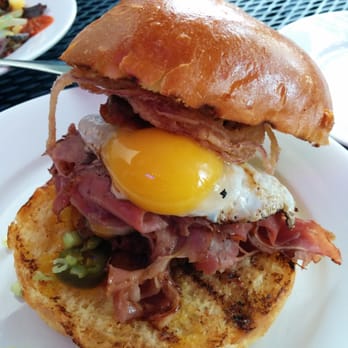 310 Eatery - The 405 detour -  love the running egg - Burgers Near Me - Albany, California
