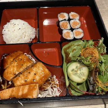 Haru Sushi And Grill - Lunch specials with teriyaki salmon and salmon roll - Sushi Bars Near Me - Glendale, Arizona