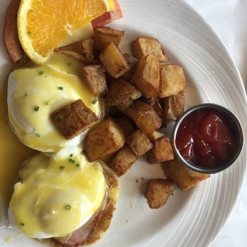 Gertrude's - Eggs Benedict, The Original - New American Near Me - Baltimore, Maryland