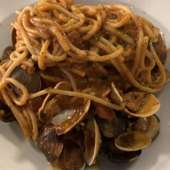 Risibisi - Spaghetti alle Vongole - Italian Near Me - Petaluma, California