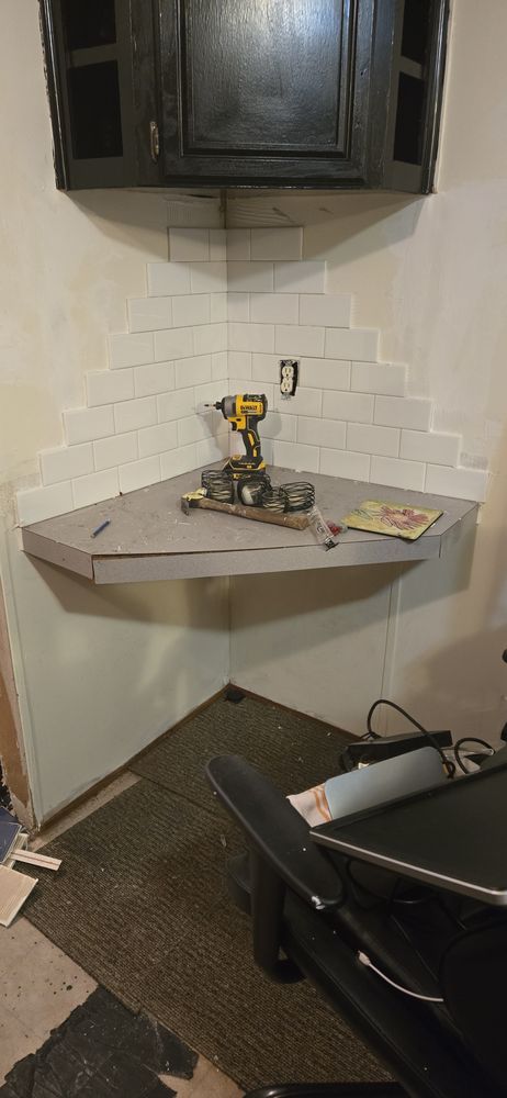 Slide of Handyman Construction and Roofing