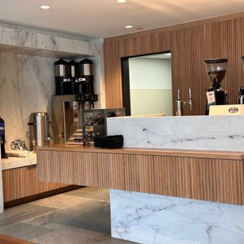 Mountain Ration Grab & Go - a counter with coffee machines - Coffee & Tea Near Me - Vail, Colorado Mountain Ration Grab & Go - a counter with coffee machines - Coffee & Tea Near Me - Vail, Colorado