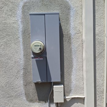 Brea Electric Company - The completed 200 amp panel.. - Electricians Near Me - Brea, California Brea Electric Company - The completed 200 amp panel.. - Electricians Near Me - Brea, California
