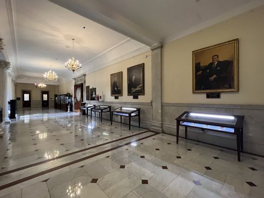 Massachusetts State House by null