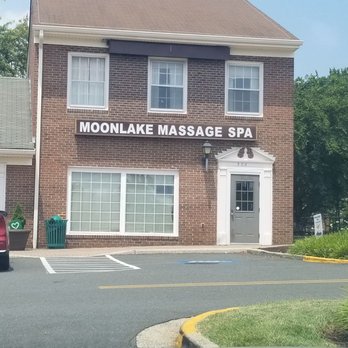 Moon Lake Spa - 7/24/21 Place looks like it went out of business. - Reflexology Near Me - Vienna, Virginia