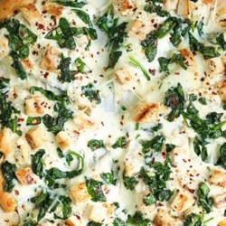 Edgewater Pizza - Roast garlic, grilled chicken parmesan, bay leaf Pizza