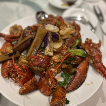 Kirin Restaurant - Lobster - Seafood Near Me - New Westminster, British Columbia