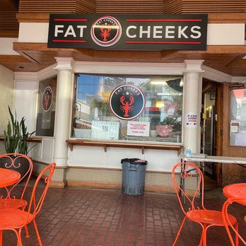 Fat Cheeks Hawaii - Outdoor seats of fat cheeks - Sandwiches Near Me - Honolulu, Hawaii Fat Cheeks Hawaii - Outdoor seats of fat cheeks - Sandwiches Near Me - Honolulu, Hawaii
