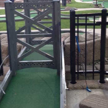 Franklin Square Mini Golf - Mini Golf Near Me - Philadelphia, Pennsylvania