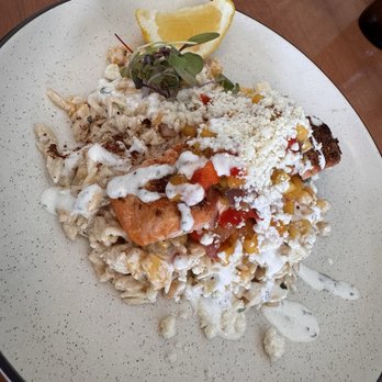 JB's on the Water - American Near Me - Jamestown, Rhode Island