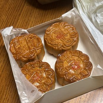 Golden Gate Bakery - Bakeries Near Me - San Francisco, California