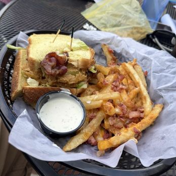 Hungry Buffalo - Fried Green Tomatoes BLT and loaded fries with bacon and cheese and side of ranch - New American Near Me - Logan, Ohio