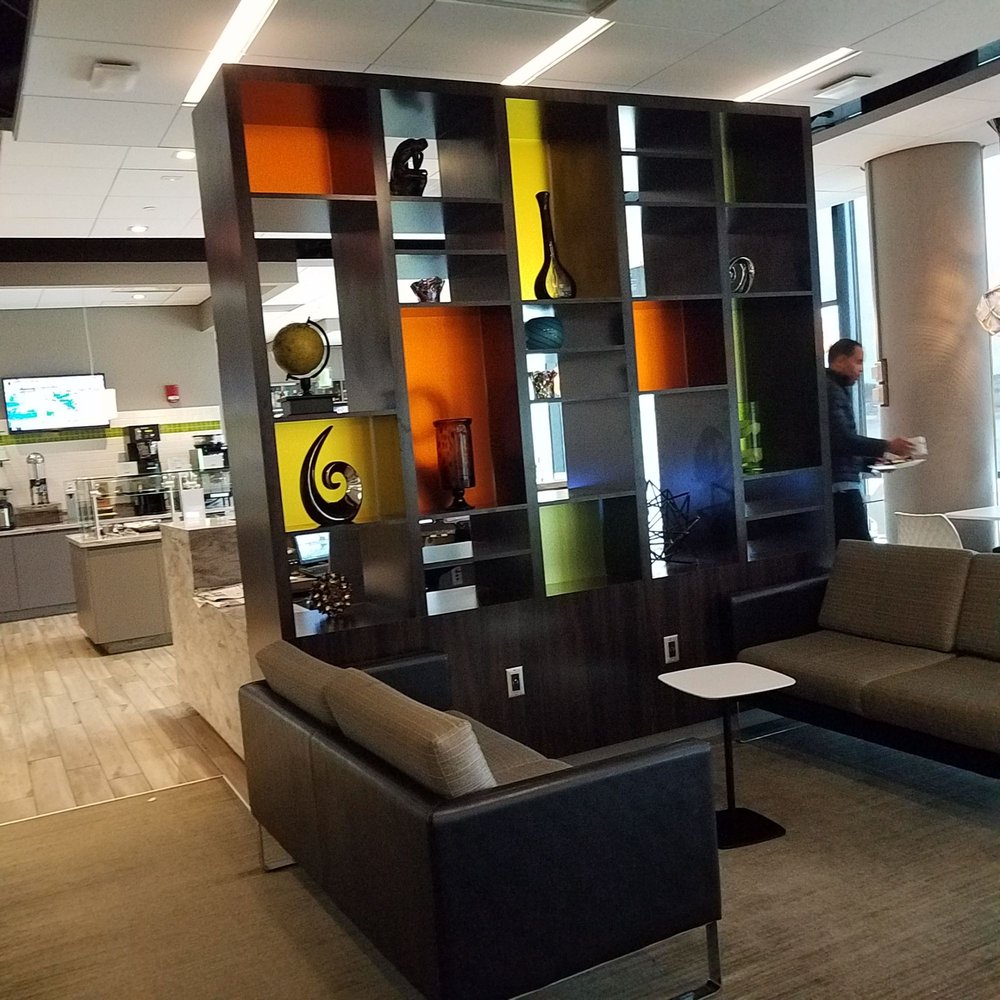 Escape Lounge - Airport Lounges Near Me - Windsor Locks, Connecticut
