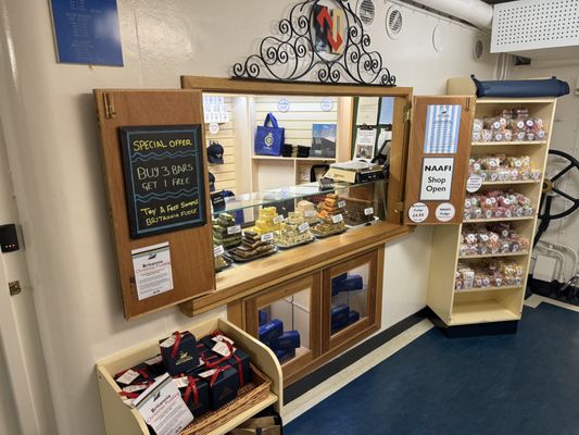 The Royal Yacht Britannia by null