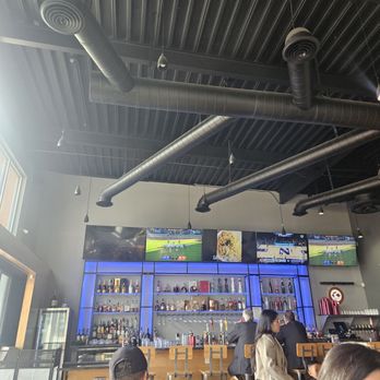 Binge Vietnamese Fusion - Bar view - Vietnamese Near Me - Stockton, California Binge Vietnamese Fusion - Bar view - Vietnamese Near Me - Stockton, California
