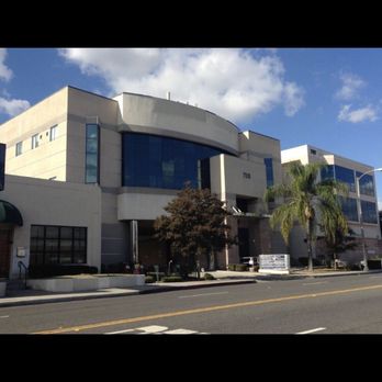 Nicolai Foong, MD - The building of Dr Nicolai Foong Alhambra Office - Obstetricians & Gynecologists Near Me - Alhambra, California
