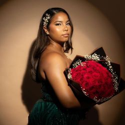 ENJ Esthetics - Signature soft glam
(Prom photos)