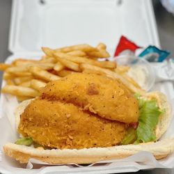 Randolph Seafood Market - Fish sandwiches