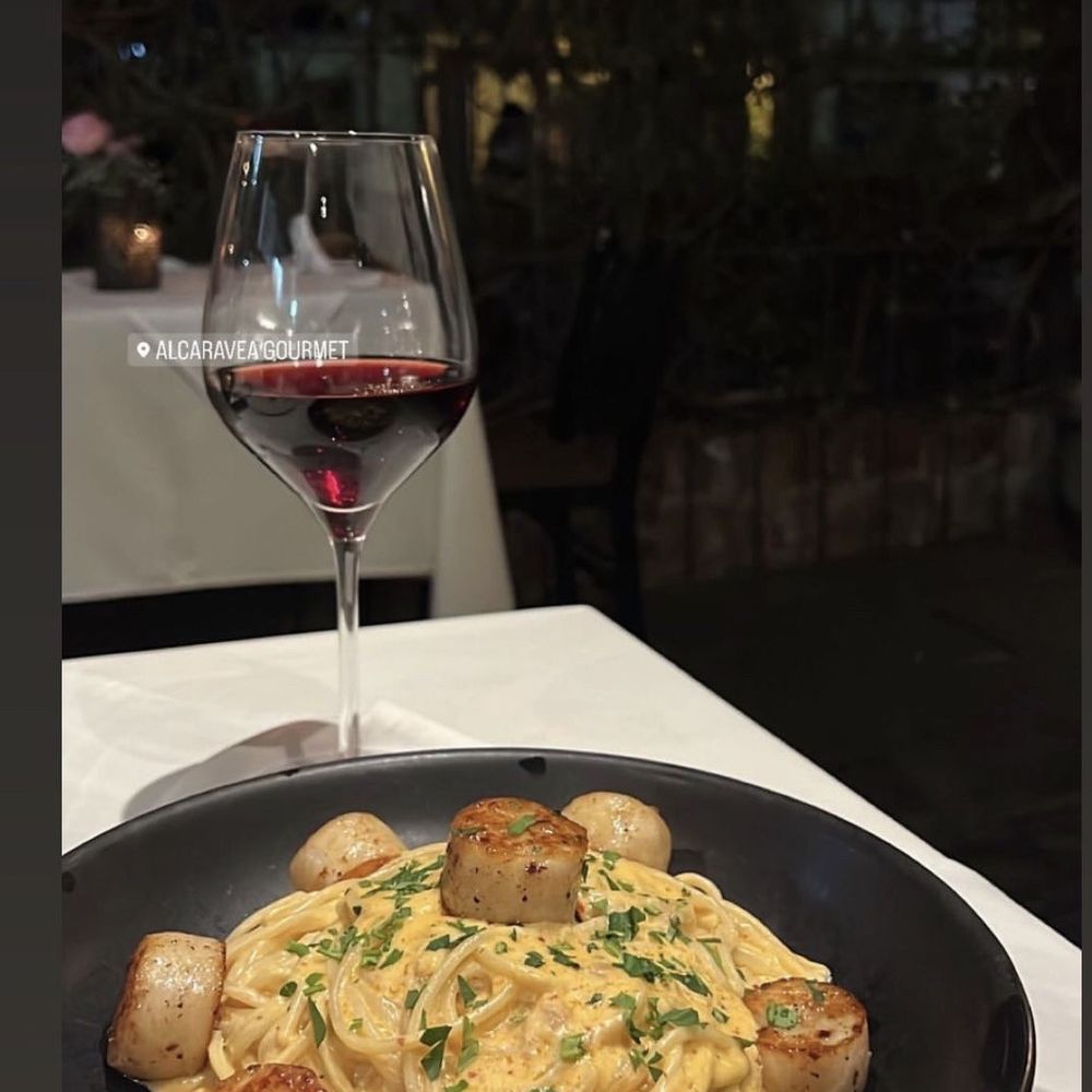 Alcaravea - John's pasta with scallops and spicy cream sauce - Italian Near Me - Cabo San Lucas, BCS Alcaravea - John's pasta with scallops and spicy cream sauce - Italian Near Me - Cabo San Lucas, BCS