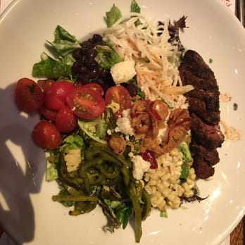 Simmzy's - Grilled Flat Iron Steak Salad - Gastropubs Near Me - Long Beach, California Simmzy's - Grilled Flat Iron Steak Salad - Gastropubs Near Me - Long Beach, California