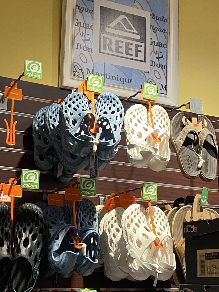 SANDAL FACTORY Updated August 2024 10 Photos & 10 Reviews 408