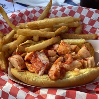 Bostwick's Chowder House - Lobster roll (definitely get) - Seafood Near Me - East Hampton, New York Bostwick's Chowder House - Lobster roll (definitely get) - Seafood Near Me - East Hampton, New York