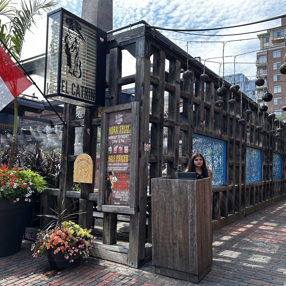 El Catrin Destileria - Mexican Near Me - Toronto, Ontario