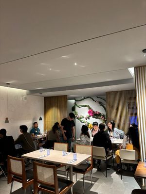 little uluh (Manhattan) by null