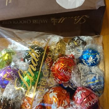 リンツ ショコラ カフェ 仙台泉プレミアム アウトレット店 泉区寺岡6 1 1 仙台市 宮城県 Japan Yelp