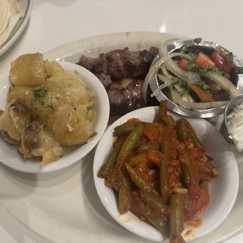 Tasty Town - Beef Souvlaki Plate with Lemon Greek Potatoes and Stewed Green Beans - Greek Near Me - Birmingham, Alabama