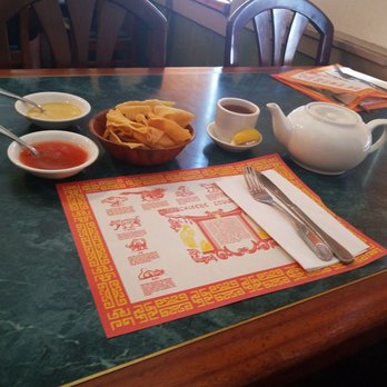 Lotus - Table Setting - Chinese Near Me - Mooresville, North Carolina