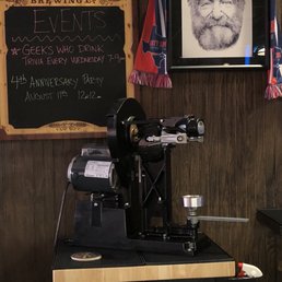 Crowler machine at the Growler Spot Crowler machine at the Growler Spot
