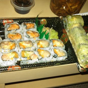 Green Garden - Spicy chicken, spicy yellowtail and deluxe veggie roll - Chinese Near Me - Philadelphia, Pennsylvania Green Garden - Spicy chicken, spicy yellowtail and deluxe veggie roll - Chinese Near Me - Philadelphia, Pennsylvania